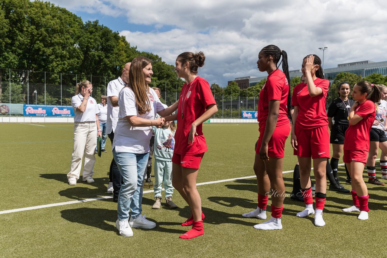 Bild 129 - wCJ Ballfreunde Pokal Finale  Altona 93 - Eimsbuetteler TV : Ergebnis: 0:2